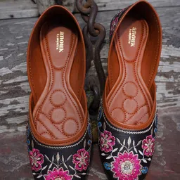 Anouk Brown Embellished Round Toe Mojaris-image-38
