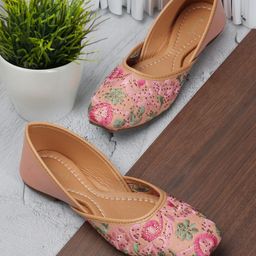 Anouk Embroidered Mojaris-19