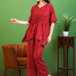 AV2 Printed V-Neck Kaftan Top With Trousers image 4