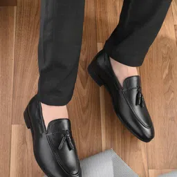 House of Pataudi Men Leather Tassel Formal Loafers-image-76