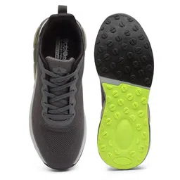 Action Men Mesh Running Shoes image 2