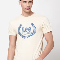 Lee Men Cream-Coloured Typography Printed Slim Fit T-shirt-picture-40