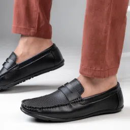 Volvo Series 371 Light Weight Anti Skid Loafers For Men-image-50