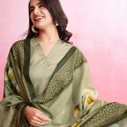 MOJILAA Floral Printed Silk Crepe Straight Kurta With Trousers & Dupatta-image-30