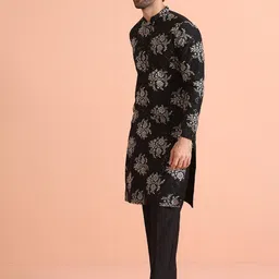 KISAH Men Embroidered Regular Fit Thread Work Kurta Trouser Set image 5