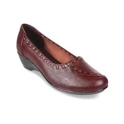 WALKWAY by Metro Maroon Textured Leather Wedge Pumps with Laser Cuts-16
