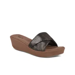 Inc 5 Textured Open Toe Wedge Heels image 3