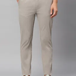 Roadster Men Grey Slim-Fit Mid-Rise Regular Plain Cotton Trousers-image-46