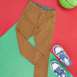 Pantaloons Junior Boys Cotton Plain Flat-Front Trousers-18