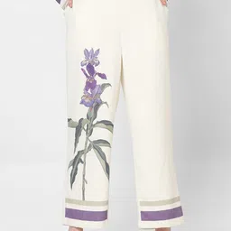 Vero Moda Women Floral Printed Straight Fit High-Rise Trousers-image-76