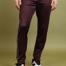 HIGHLANDER Men Straight Fit Mid-Rise Joggers-image-23