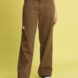 Bene Kleed Women Straight Fit Mid-Rise Pleated Chinos Trousers With Cutout Detailing-image-86