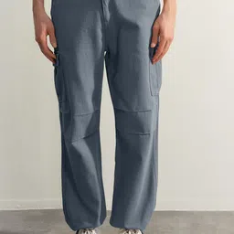 Trendyol Men Mid-Rise Chinos Trousers-image-12