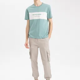 DeFacto Men Cotton Mid-Rise Flat-Front Woven Plain Cargos Trousers-image-12