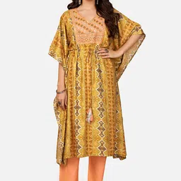 Vbuyz Women Green Printed Kaftan Kurta with Trousers-picture-17