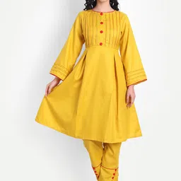 V TRADITION Women Pleated Kurta with Trousers-image-3