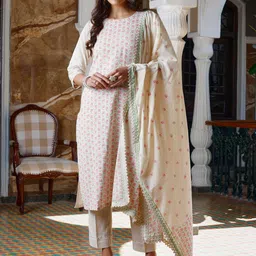WOMEN PLUS Women Ethnic Motifs Printed Regular Kurta with Trousers & With Dupatta-24