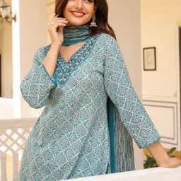 Anouk Floral Printed V-Neck Pure Cotton Kurta with Trousers & With Dupatta-image-57
