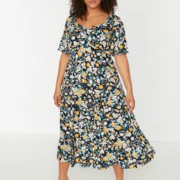 Trendyol Floral Flared Sleeve Midi Dress-53