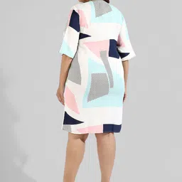 Instafab Plus Plus Size Printed Sheath Dress image 4