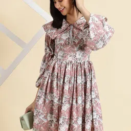 SHOWOFF Floral Printed Puff Sleeves Gathered Fit & Flare Dress-picture-17