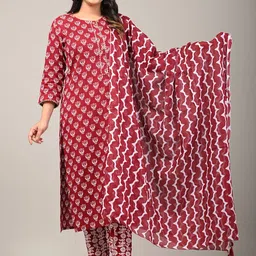 YUSRA Floral Printed Regular Round Neck Kurta with Trousers & Dupatta-picture-8