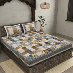 JAIPUR FABRIC Grey & Beige Printed Cotton 210 TC Queen Bedsheet with 2 Pillow Covers-40