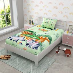 EverHOME Green Cartoon Characters 160 TC Single Bedsheet with 2 Pillow Covers-picture-40