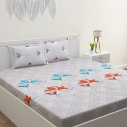 HOME AFFAIRS Grey & Red Floral 180 TC Pure Cotton King Bedsheet with 2 Pillow Covers-image-14
