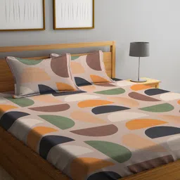 KLOTTHE Peach-Coloured & Green Geometric 210 TC King Bedsheet with 2 Pillow Covers-picture-1