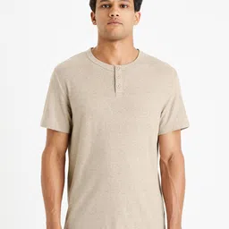 Celio Henley Neck Short Sleeves Regular Fit T-shirt-image-66