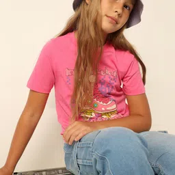 Vero Moda Girls Graphic Printed Round Neck Cotton T-shirt With Blouson Hem-image-85