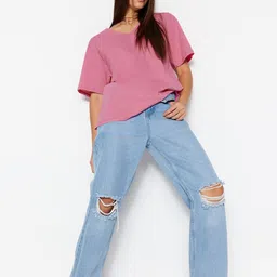 Trendyol V-Neck Drop-Shoulder Sleeves T-shirt-picture-0