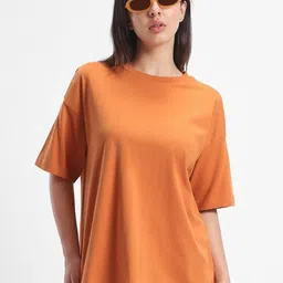 Bewakoof Drop-Shoulder Sleeves Oversized Cotton T-shirt-image-5