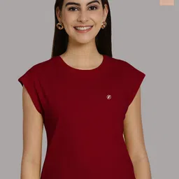 Friskers Women Maroon 2 Extended Sleeves Applique T-shirt-image-90