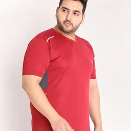 CHKOKKO Plus Men Maroon Dri-FIT Training or Gym T-shirt-picture-22