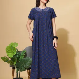 9shines Label Printed Maxi Nightdress-image-83