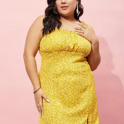 Berrylush Curve Plus Size Floral Printed Shoulder Straps Gathered Bodycon Dress-16