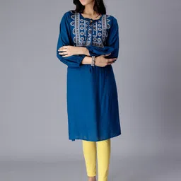 SAAKAA Ethnic Motifs Yoke Design Tie Up Neck Thread Work Straight Kurta-picture-1