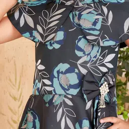 Aarika Floral Print Flutter Sleeve Maxi Dress image 5