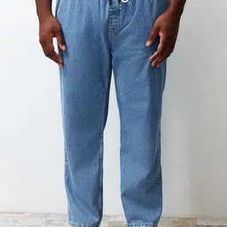 Trendyol Men Plus Size Mid-Rise Clean Look Cotton Jeans-33