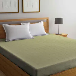 Arrabi Unisex Green Solid King Size Cotton Blend 210 GSM Mattress Protector With Elastic Edges-71