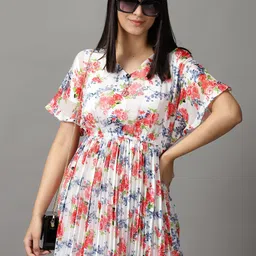 SHOWOFF Women White & Coral Floral Printed Midi Dress-image-24
