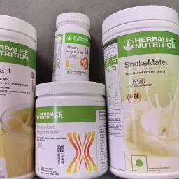FORMULA1 SHAKE VANILA ,PROTEIN 200GM LEMON AFRESH AND SHAKEMATE POWDER COMBO VANILA, LEMON Powder-32