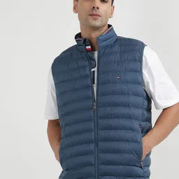 Tommy Hilfiger Men Stand Collar Sleeveless Straight Quilted Jacket-image-92