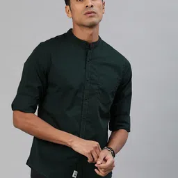 Roadster Men Green Regular Fit Solid Sustainable Casual Shirt-image-71
