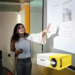 Offtrot Smart 4K LED Projector 720p Resolution 2500 Lumens With Anykast (4500 lm) Portable Projector image 4