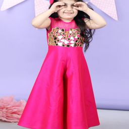 THE LITTLE CELEBS Girls Silk Basic Jumpsuit with Embellished-picture-42