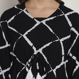 Claura Checked Top & Pyjamas image 3