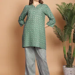 Indreams Geometric Printed Pure Cotton Night suit-picture-3